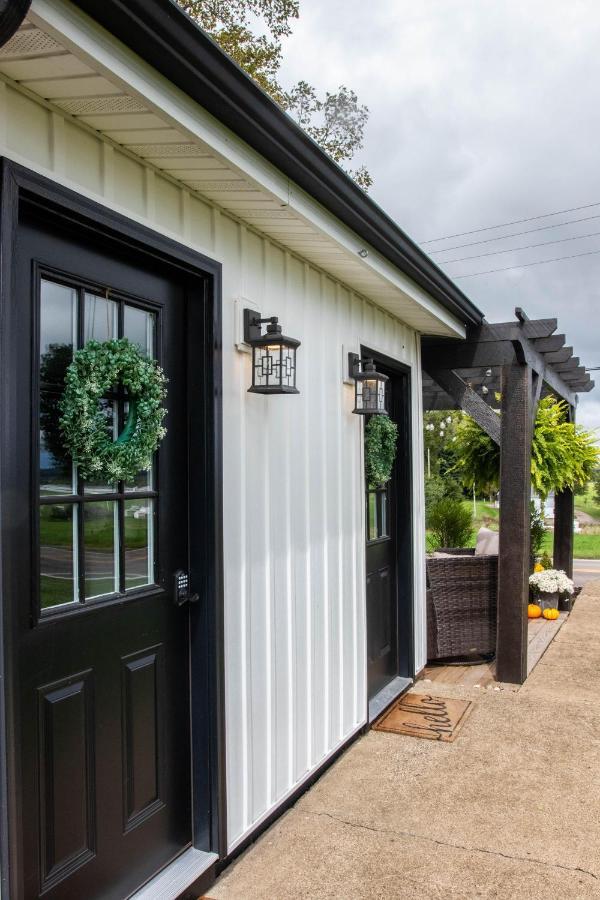 Farmhouse Of Blessings Dundee Exterior foto
